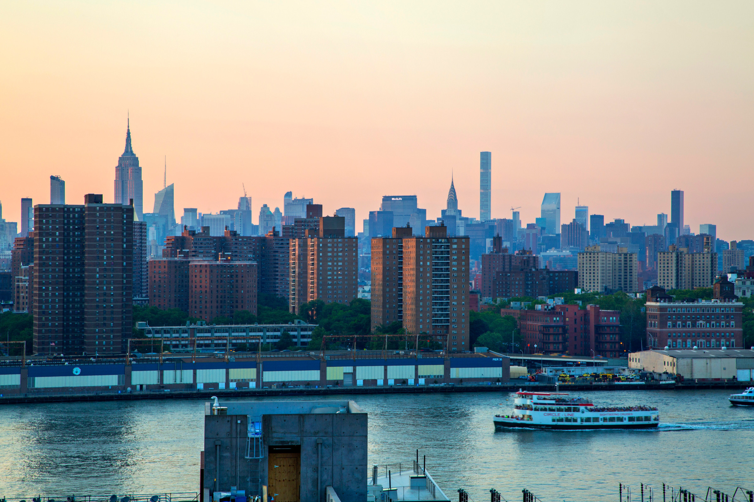 Rooftop views: Manhattan skyline