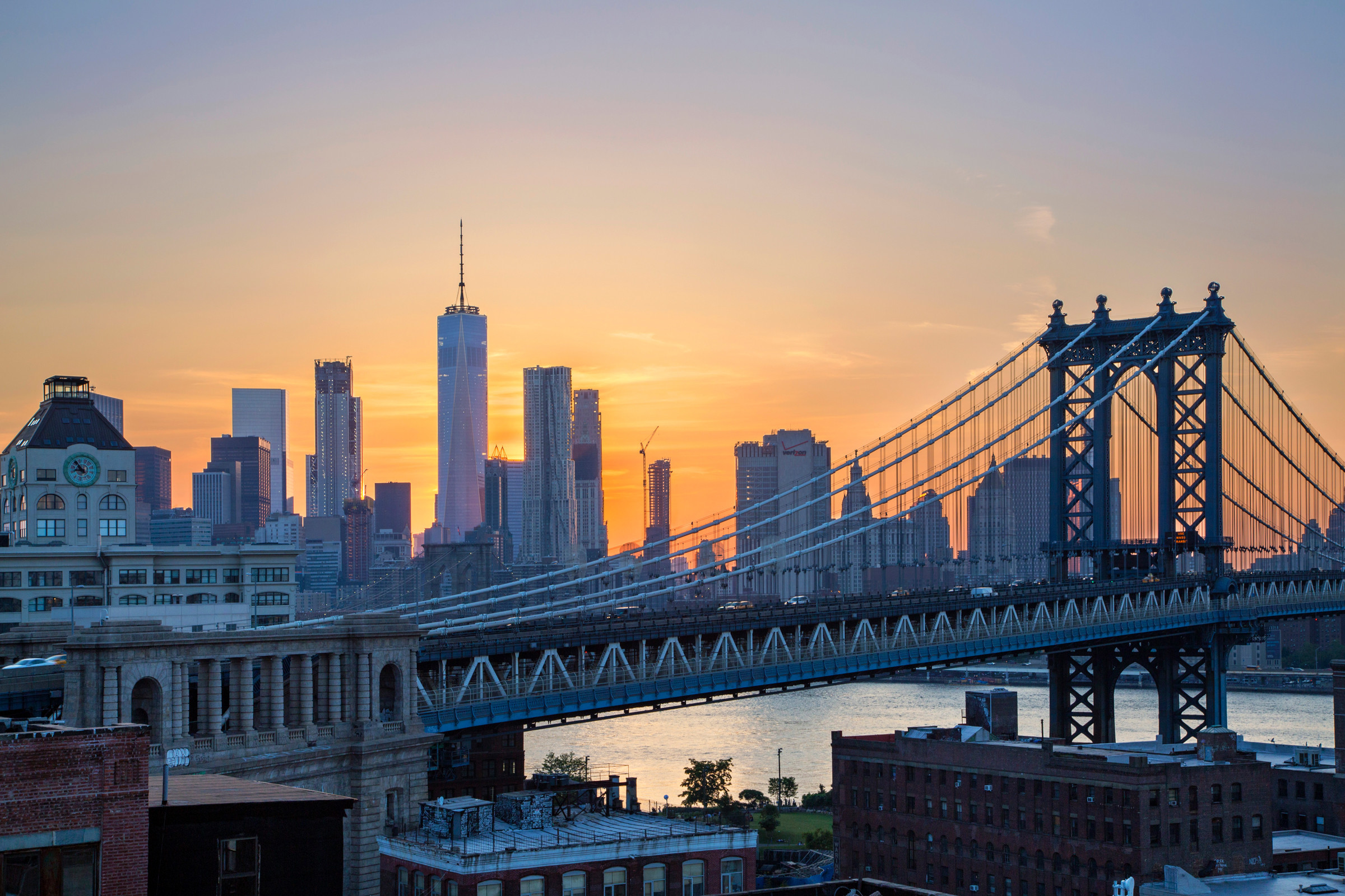 Rooftop views: Manhattan Bridge and skyline
